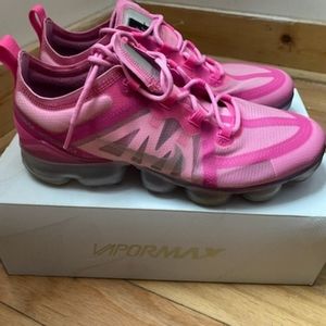 Nike Women's Vapormax Size 10